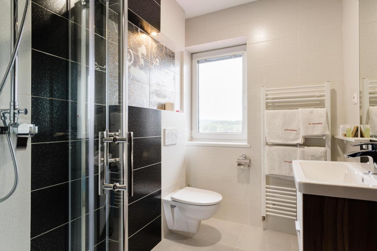 Hotel Menhard Ngoại thất bức ảnh
