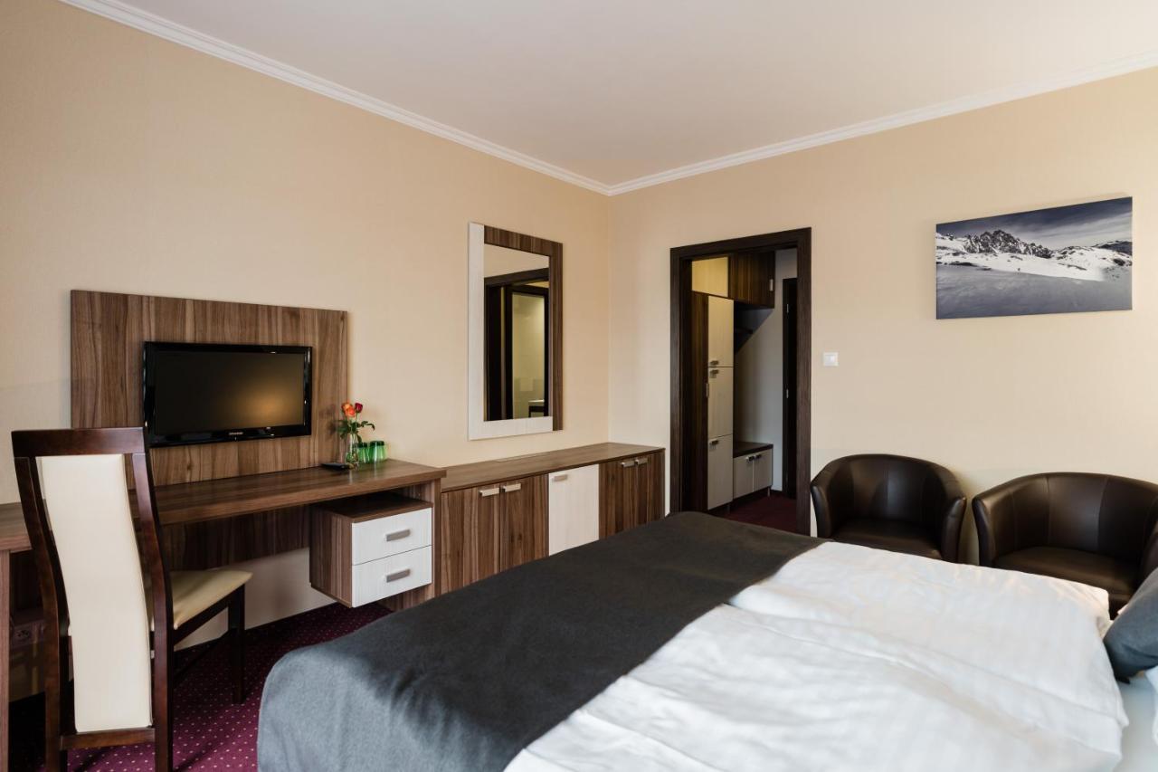 Hotel Menhard Ngoại thất bức ảnh